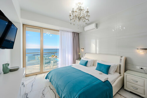 Апартаменты Crystal с панорамным видом на море в Serenity Premium