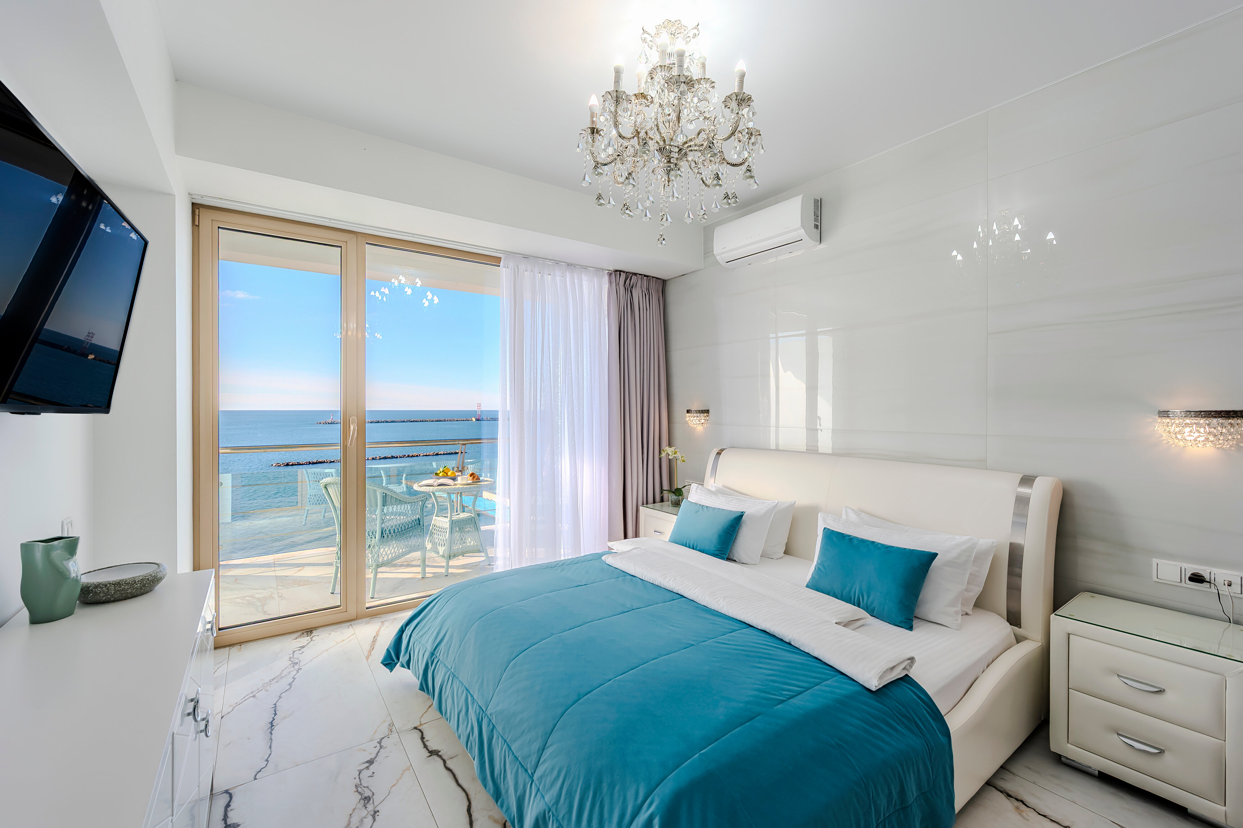 Апартаменты Crystal с панорамным видом на море