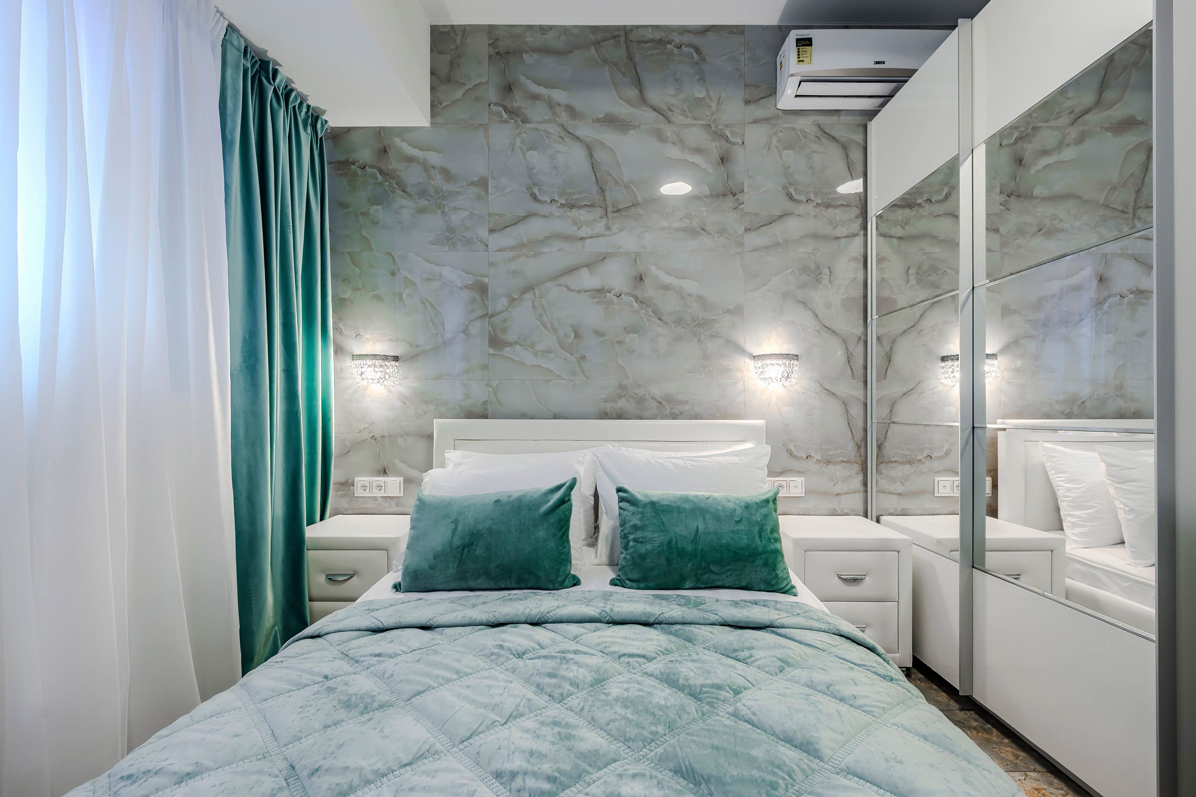 Эконом улучшенный с имитацией окна