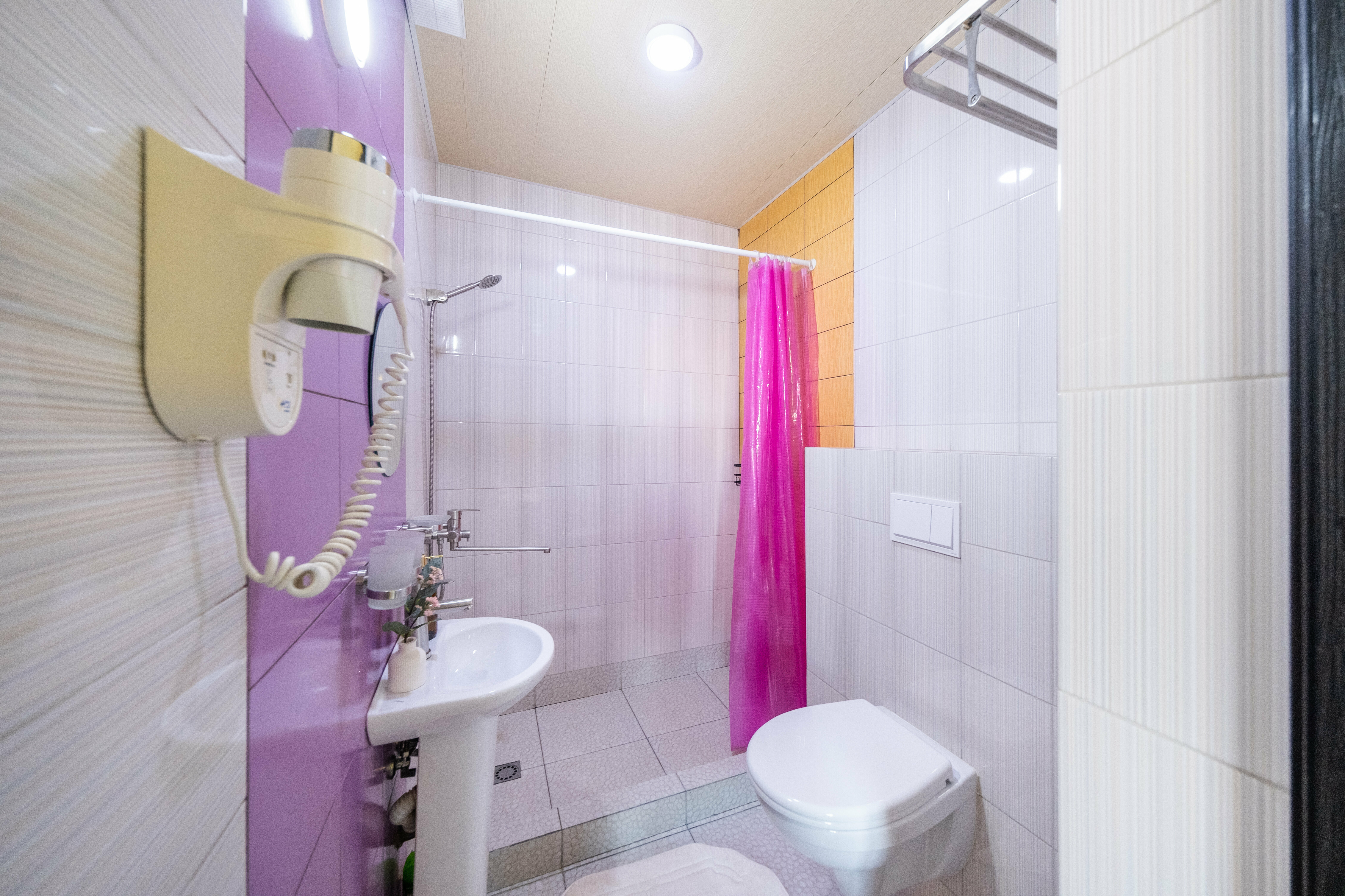 Cемейный номер с собственной ванной комнатой