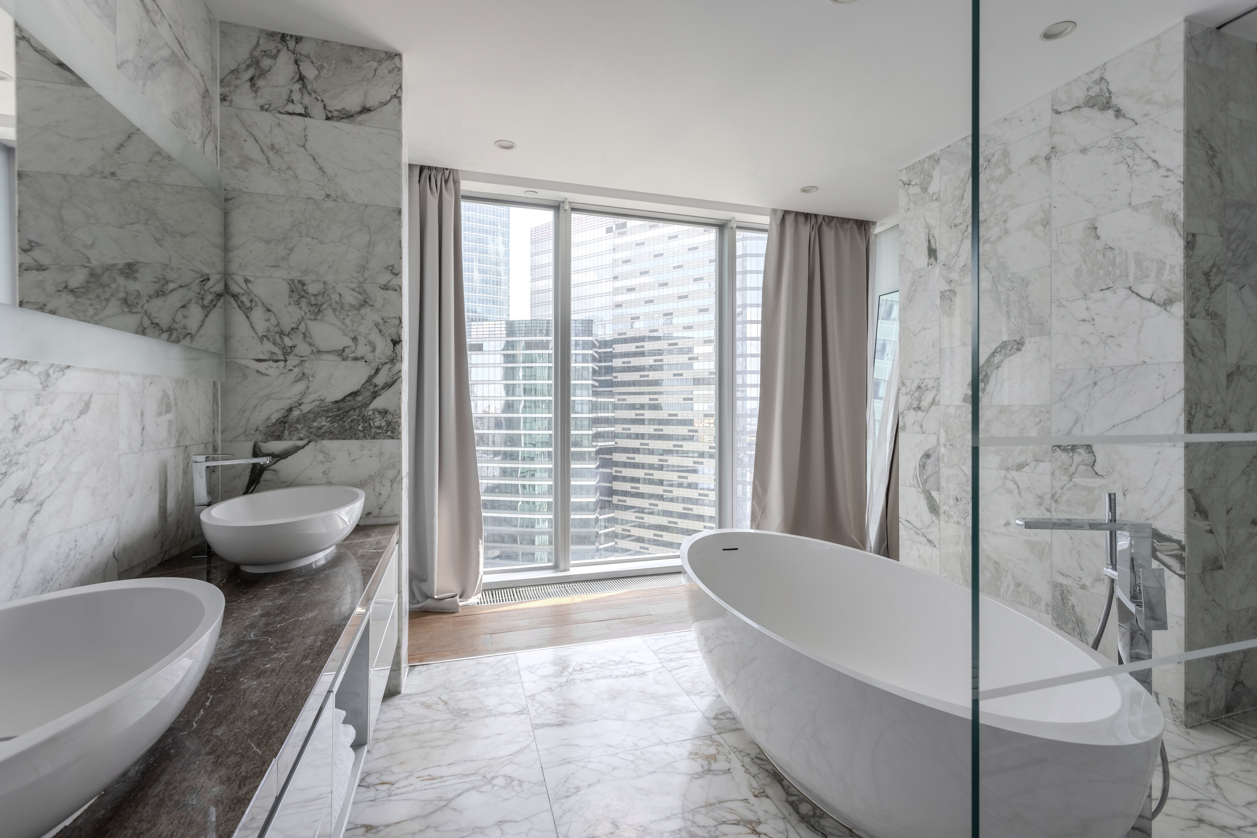 BathView Apartment