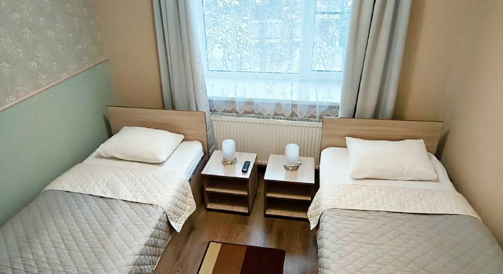 Двухместный номер с 2 отдельными кроватями и душем
