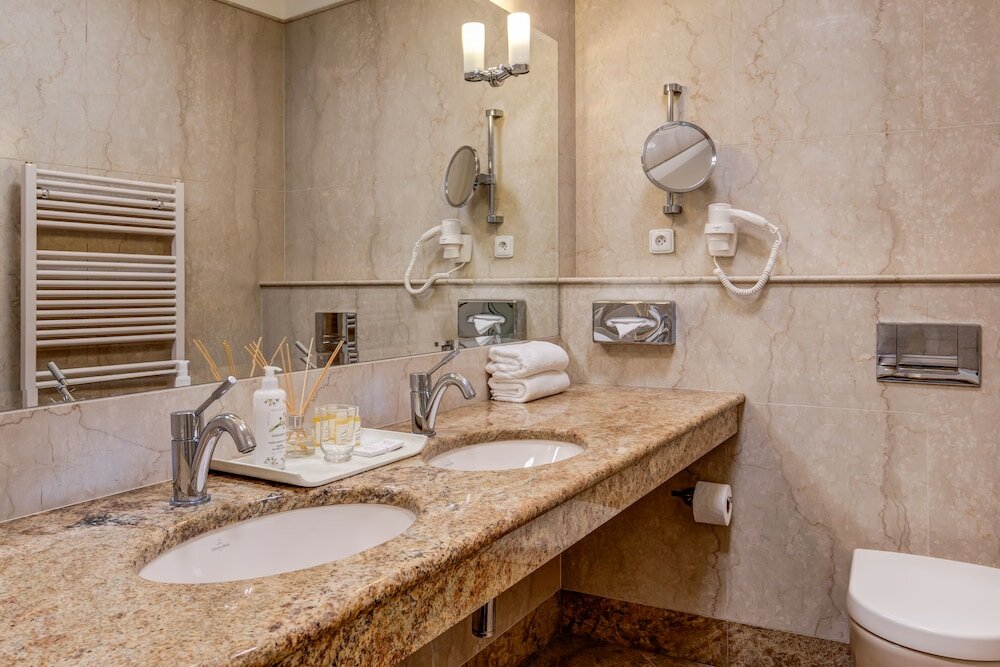 Deluxe Suite, 2 Bedrooms