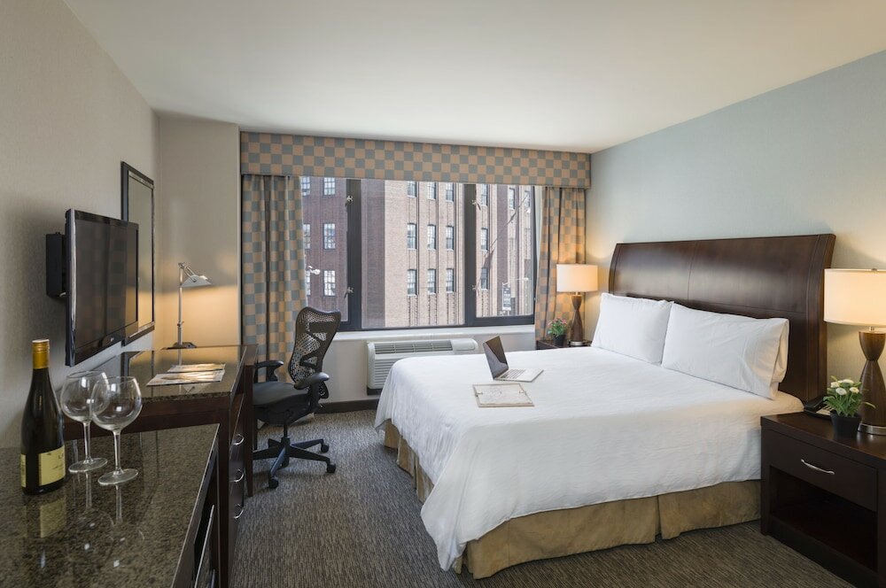Deluxe Room, 1 Queen Bed