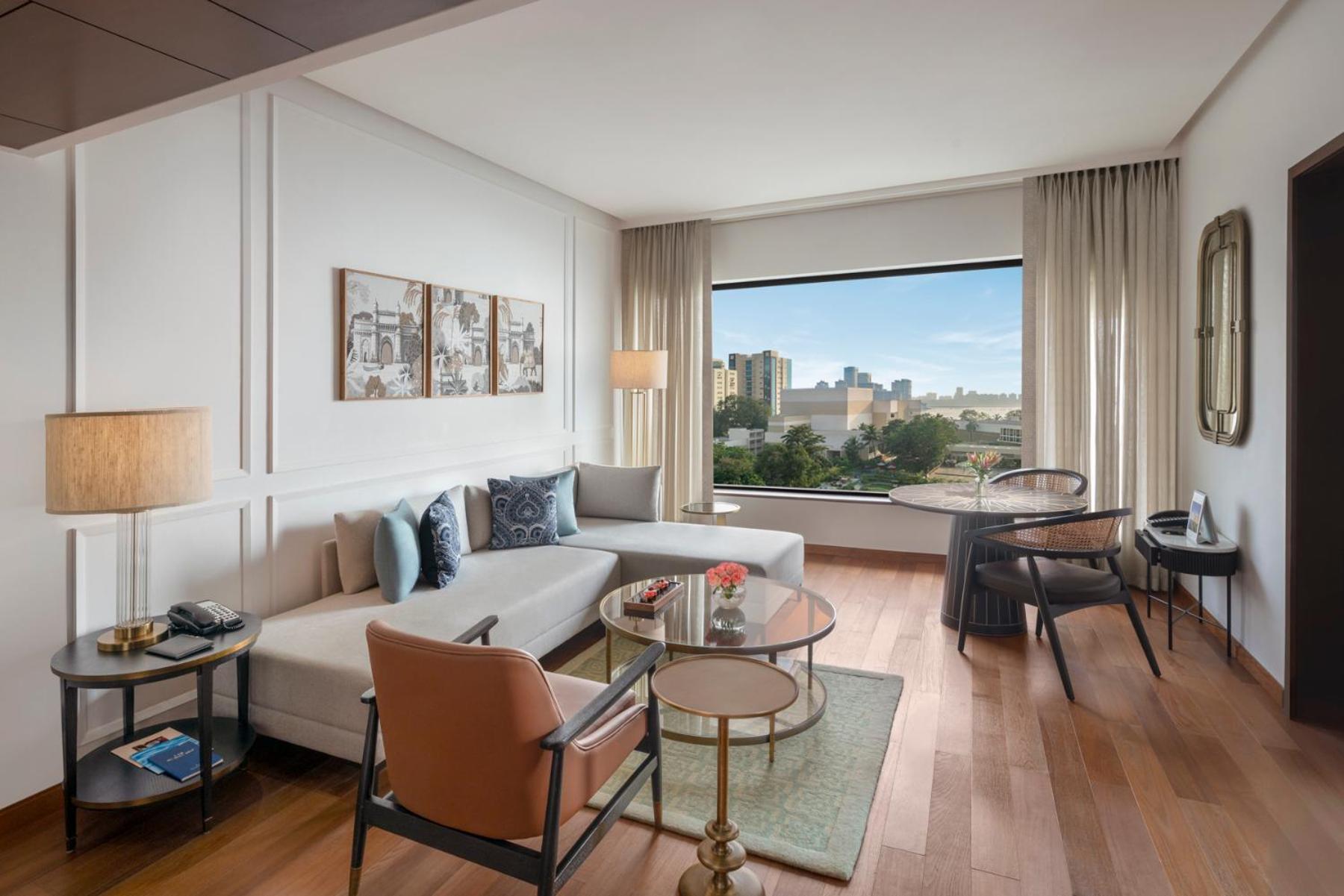 Premier Bay View Suite