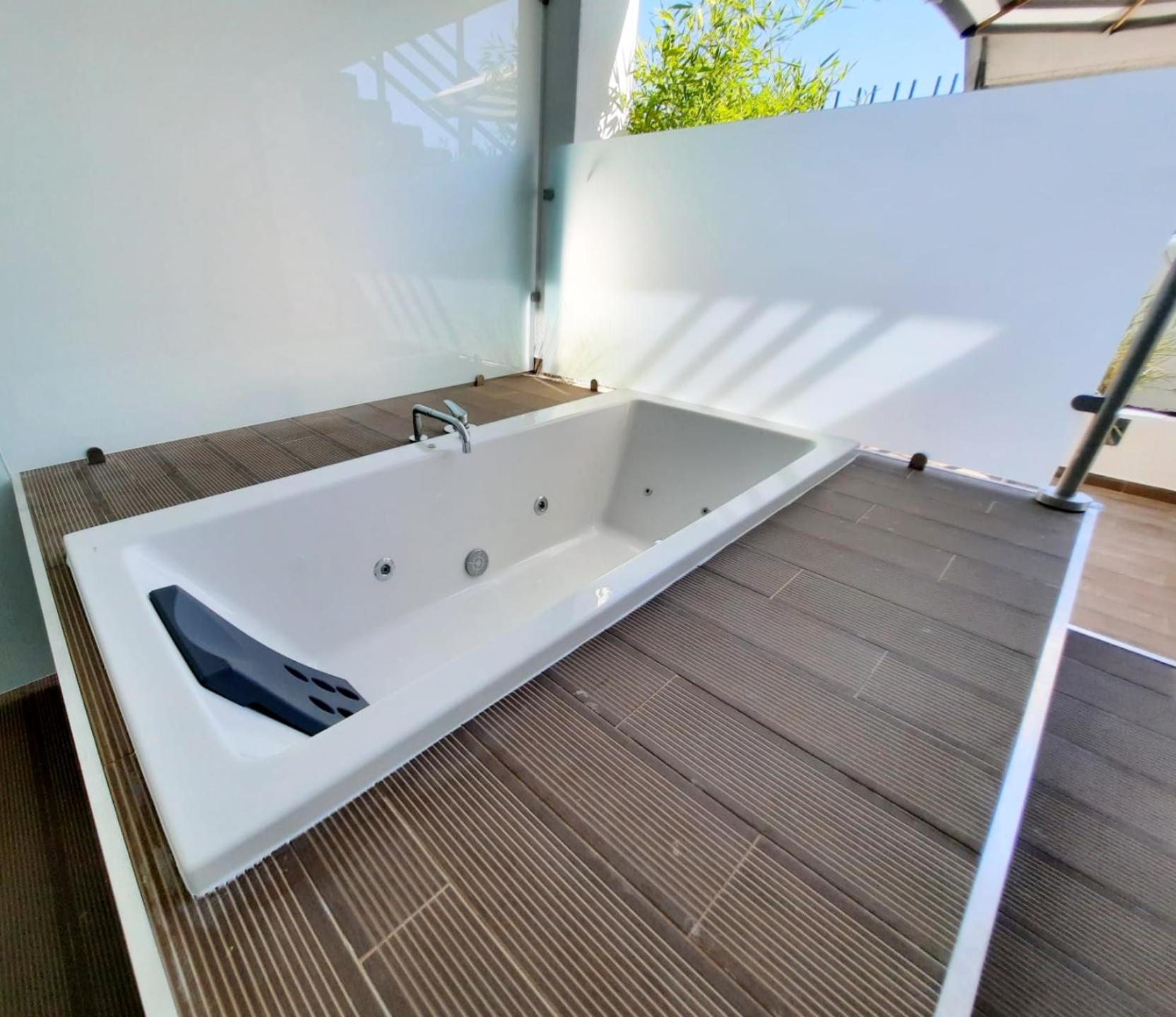 Double Room with Spa Bath