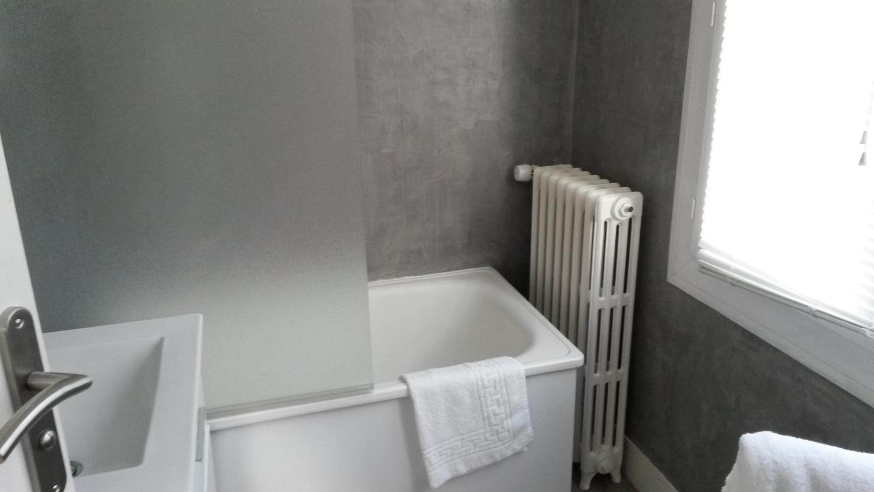 Triple Room with Port View