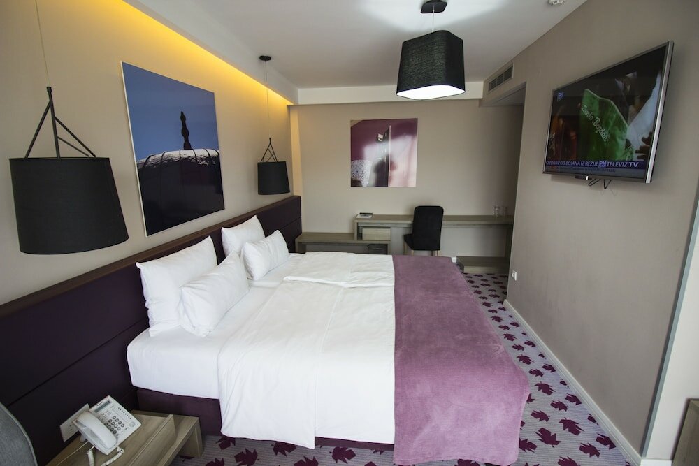 Triple Room, Multiple Beds, Balcony, City View