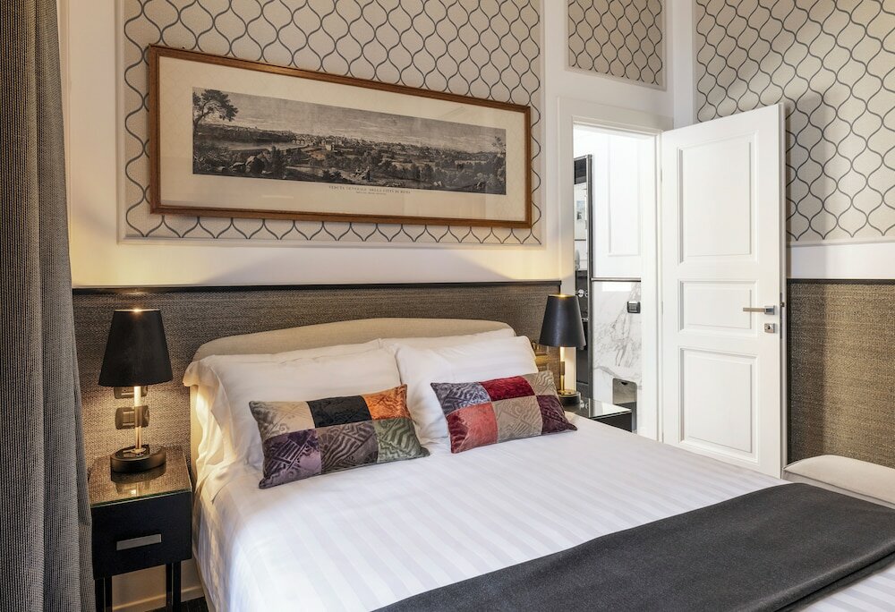 Superior Double Room, City View