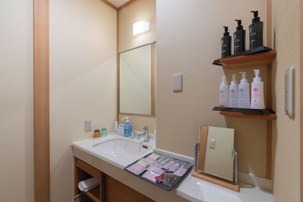Japanese Style Room with Open-air bath and Semi Open-air bath and Garden (Second floor)