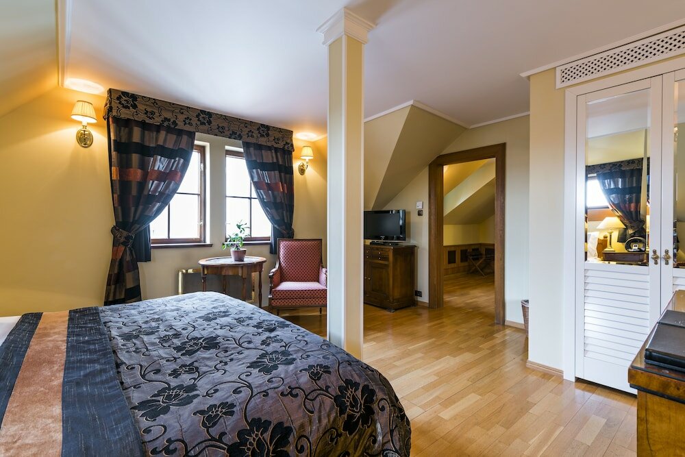 Grand Double or Twin Room (Deluxe)