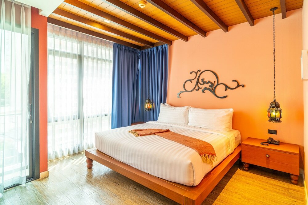 Superior Room, 1 King Bed