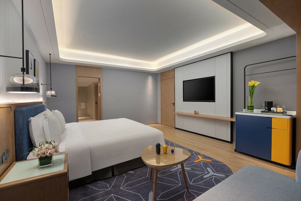 Suite, 1 Bedroom (Living Area)