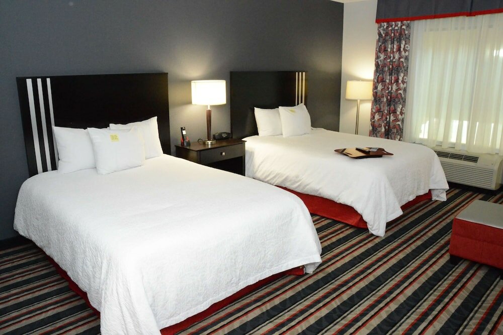 Room, 2 Queen Beds, Accessible, Non Smoking