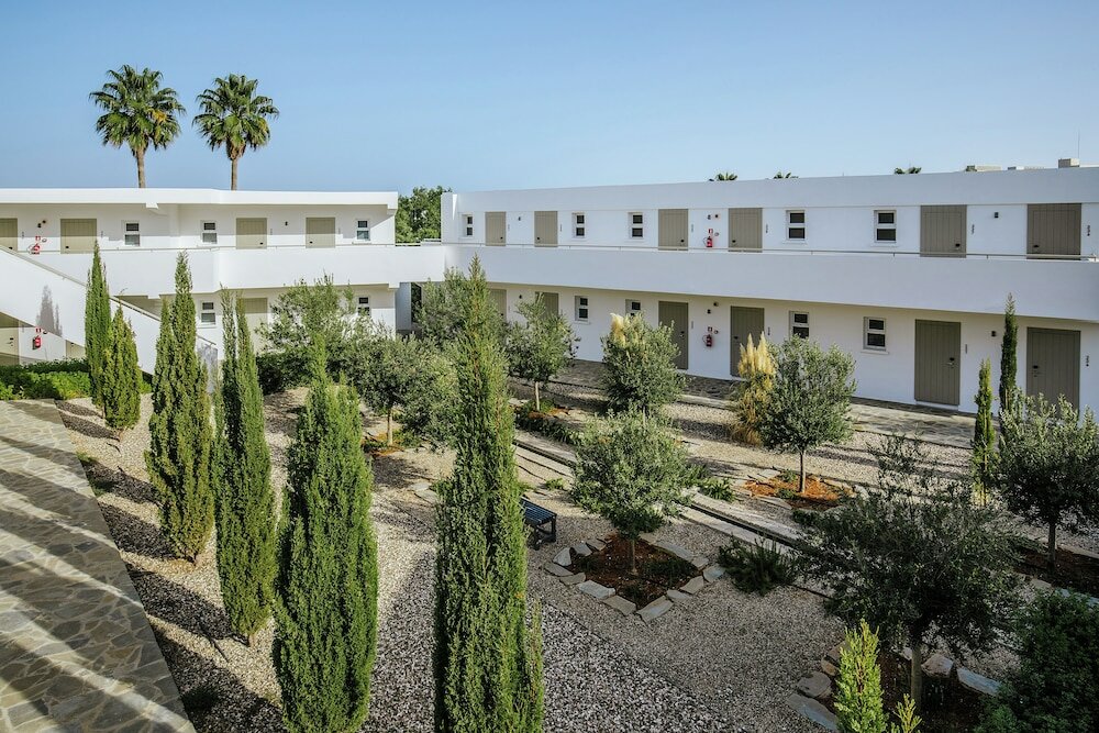 Standard Room, Garden View