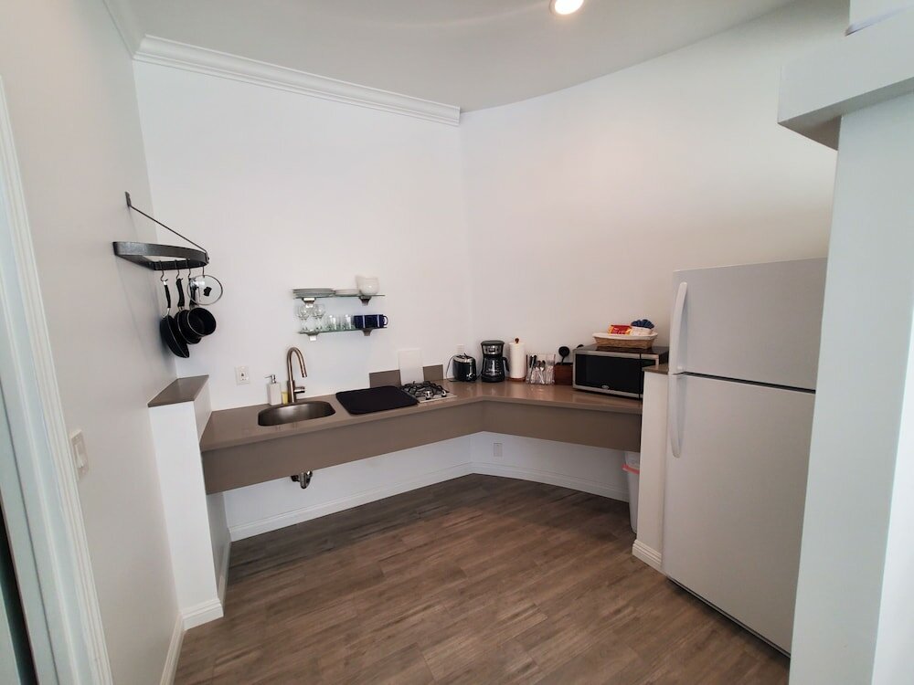 Superior Suite, 1 King Bed, Ocean View