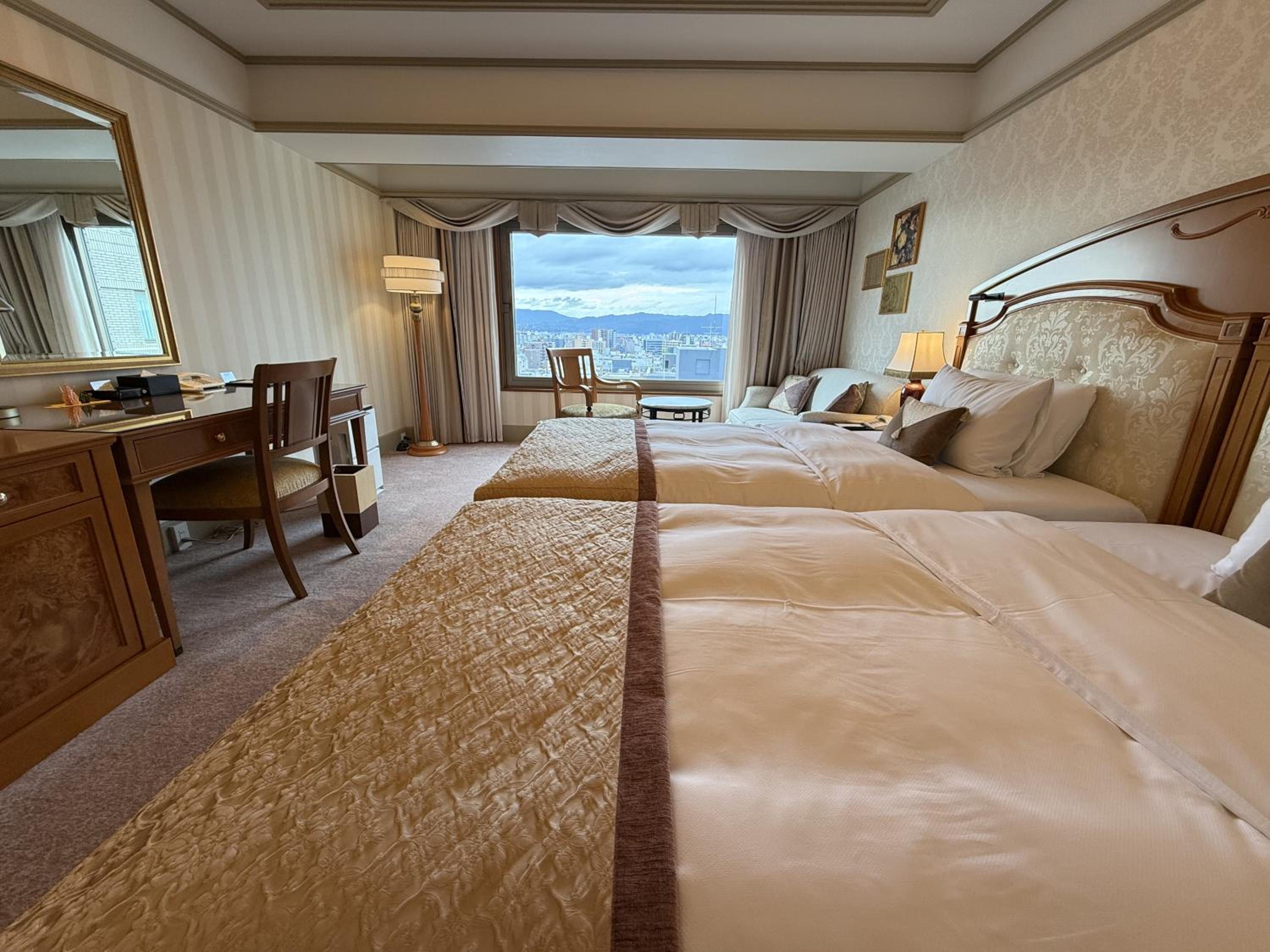 Executive Hollywood Twin Room - Non-Smoking