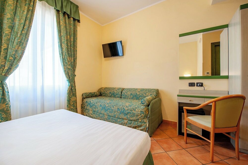 Classic Room, Multiple Beds