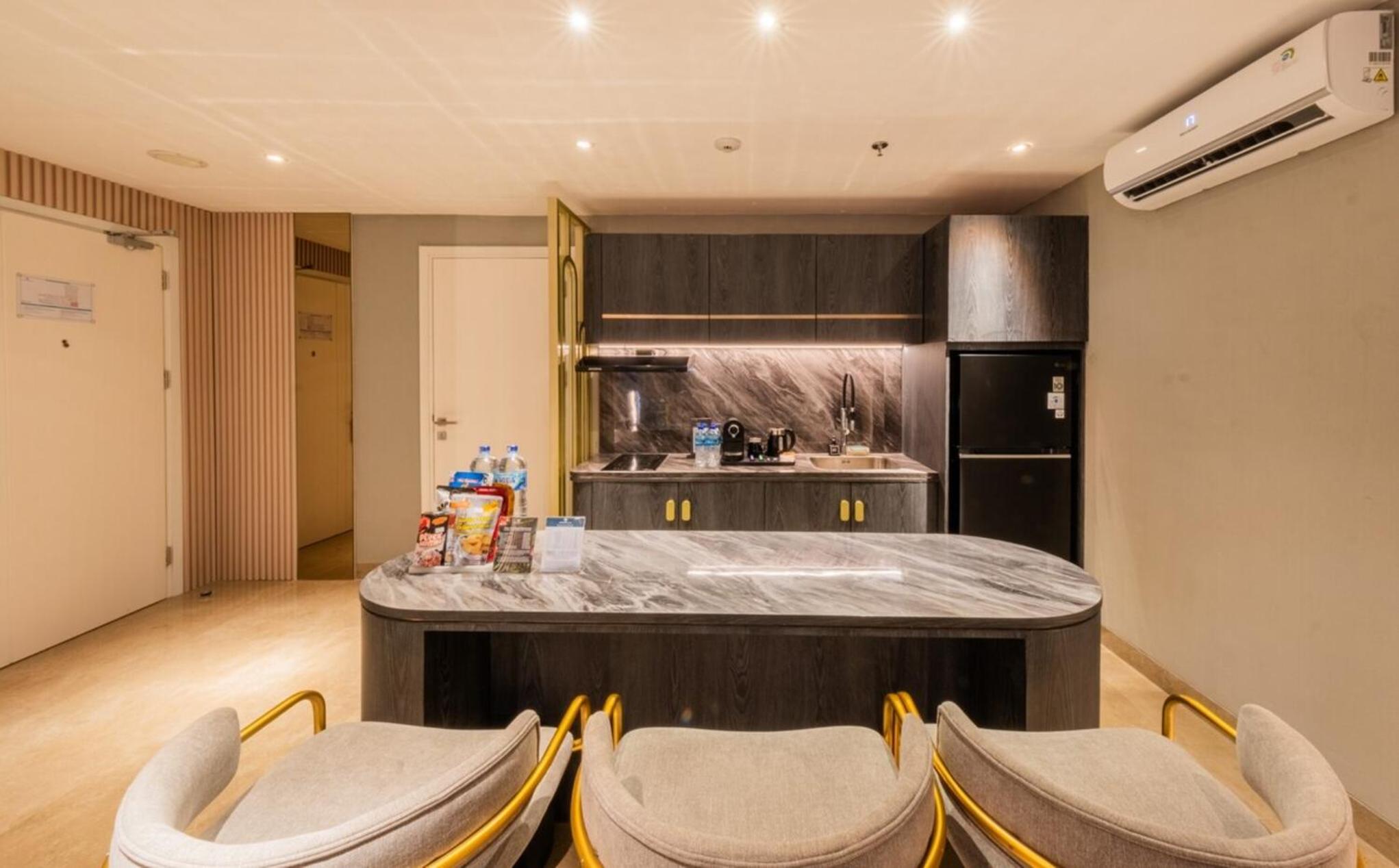 Suite with Sea View