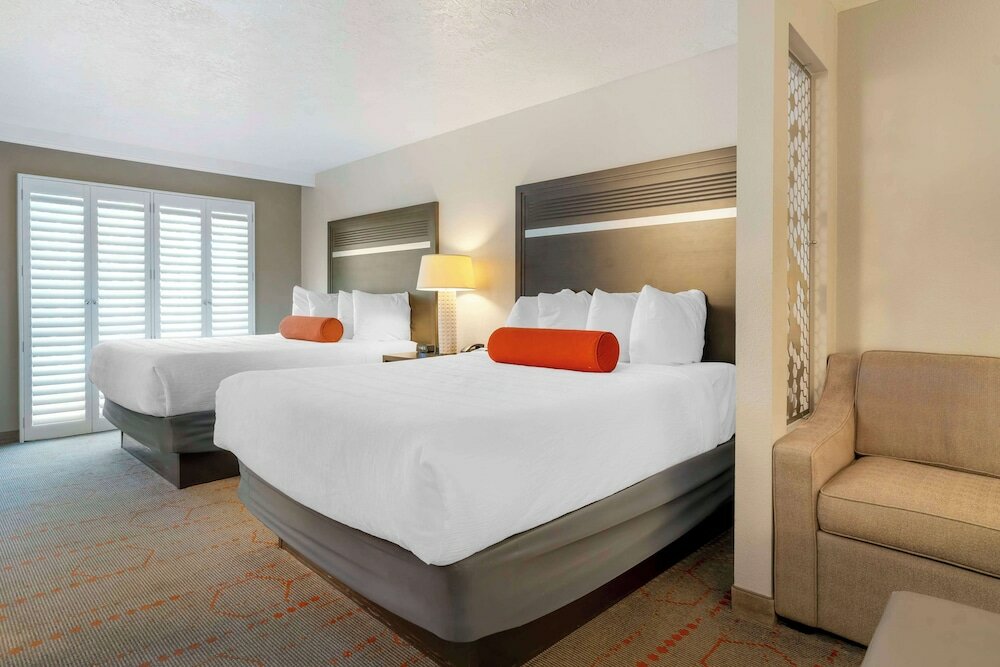Suite, 2 Queen Beds, Accessible, Refrigerator & Microwave