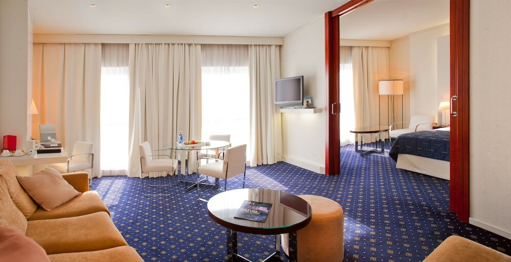 Junior Suite Single Use