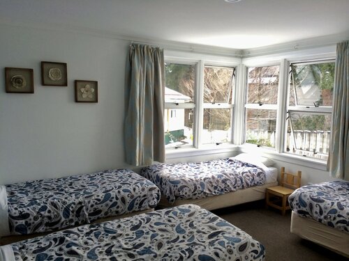 Четырехместный номер «Классик», вид на сад в Tailor Made Tekapo