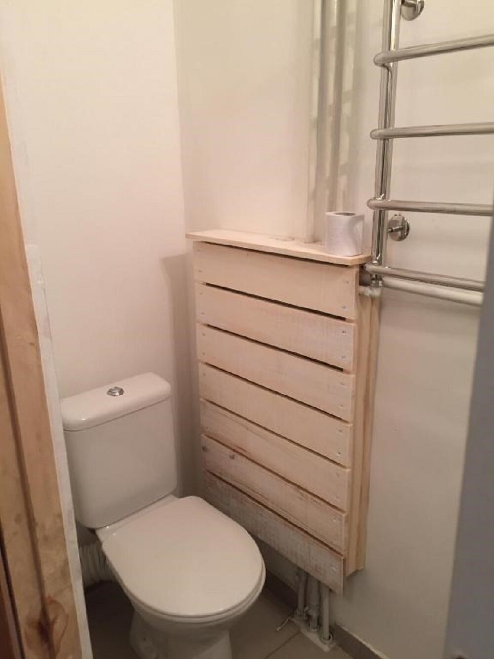 Двухместный номер с 2 отдельными кроватями и общей ванной комнатой