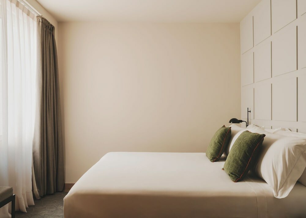 Deluxe Room (Family Room)