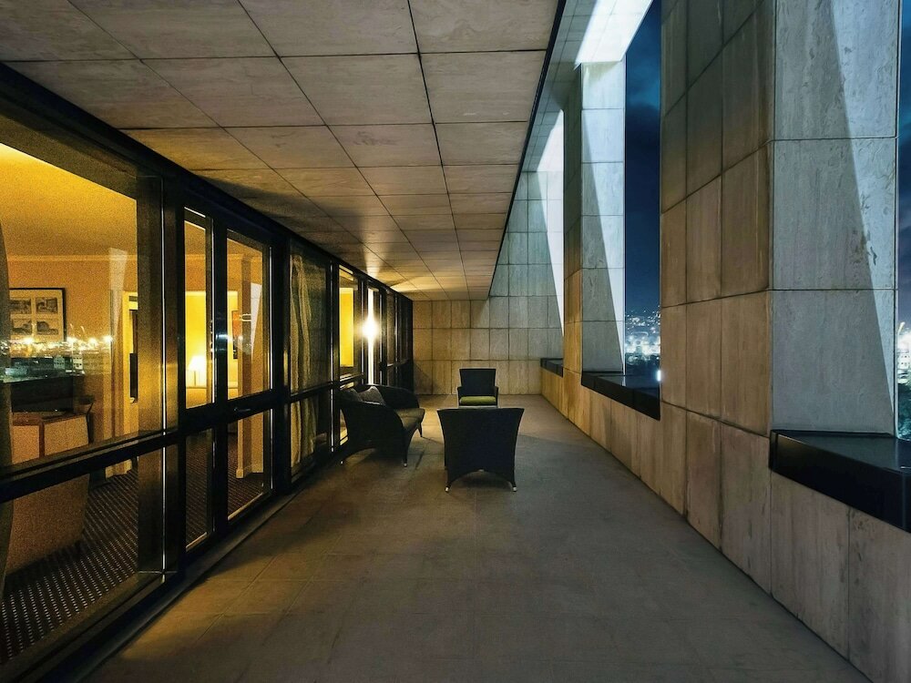 Suite, 1 King Bed, City View (Prestige)