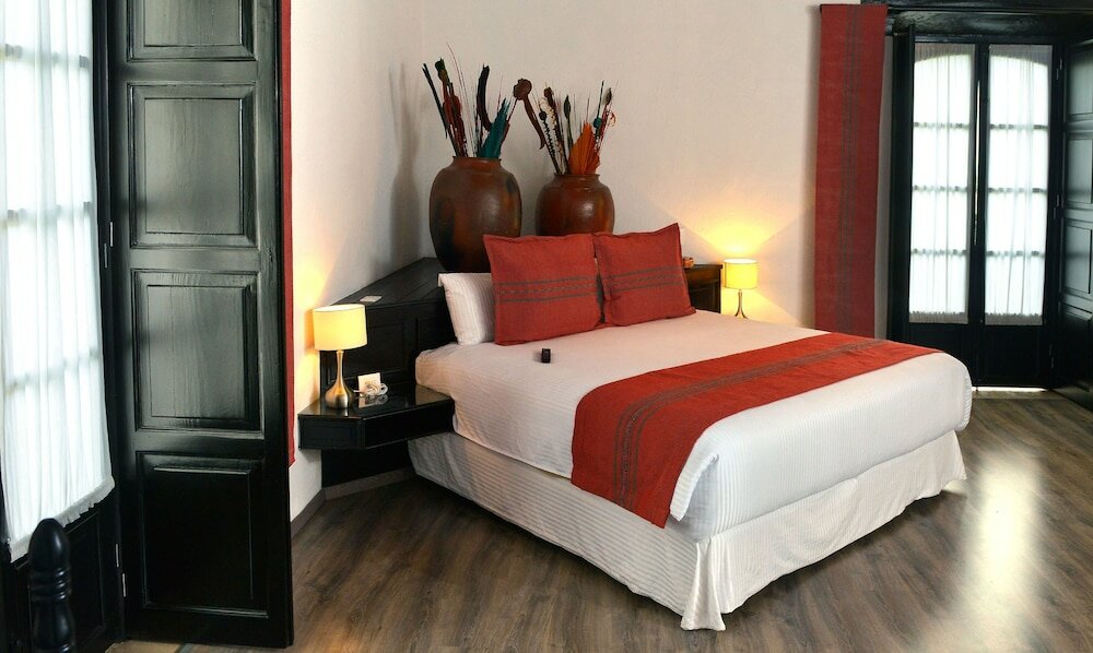 Junior Suite, 1 King Bed, Non Smoking
