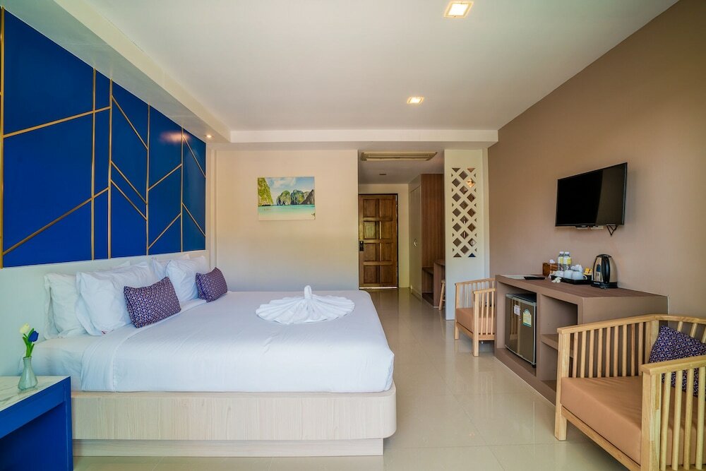Deluxe Room - Double Bed