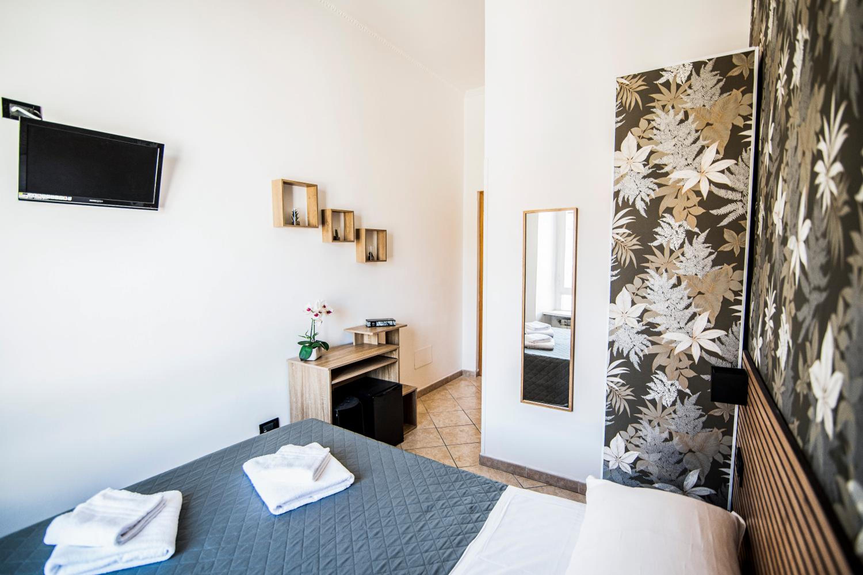 Double or Twin Room with Private Bathroom