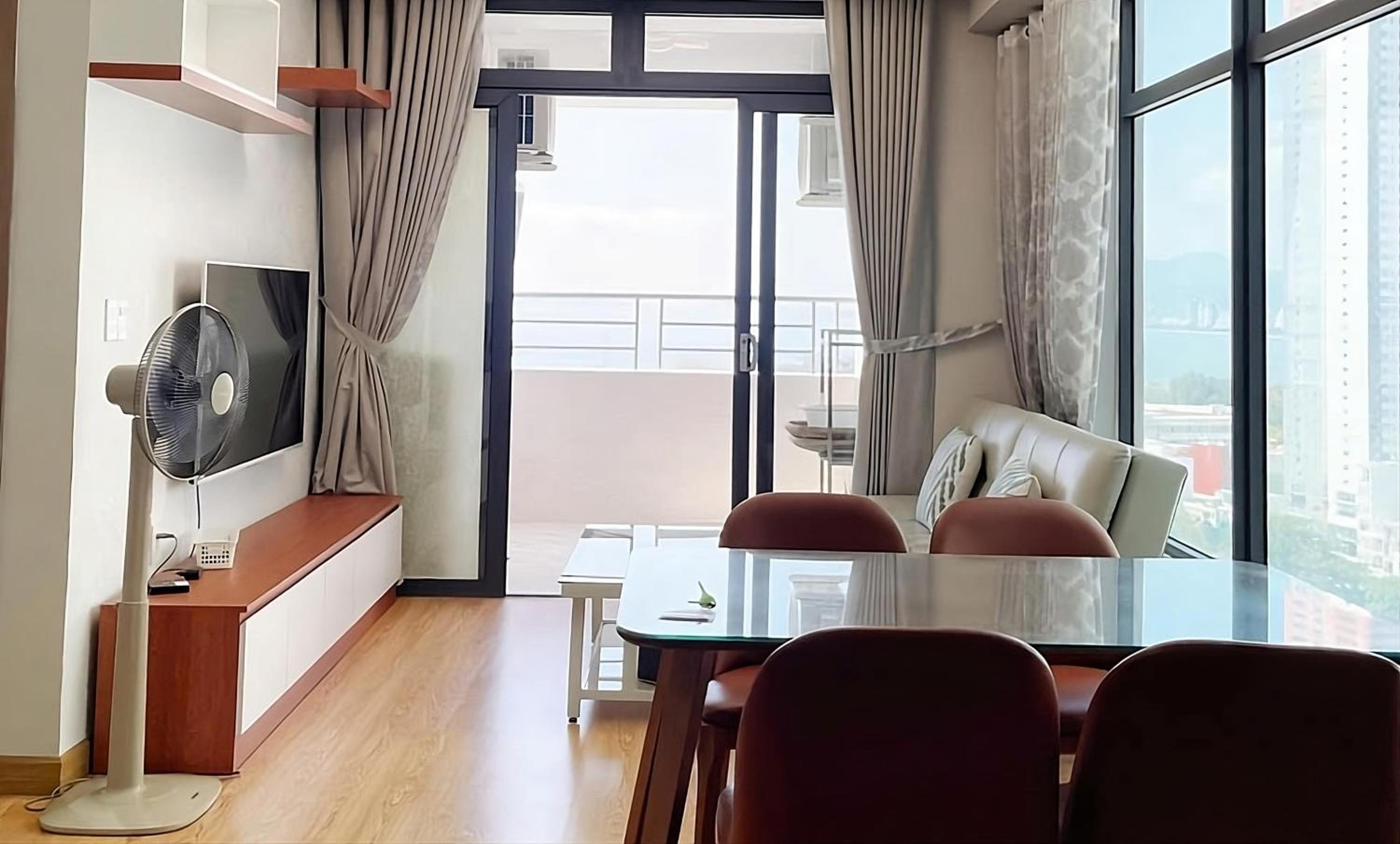Family Two-Bedroom Apartment With View