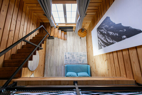 Двухуровневый номер-студия