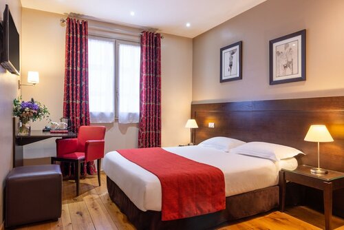 Стандартный двухместный номер с 1 двуспальной кроватью, первый этаж (Street view) в Hôtel Volney Opéra