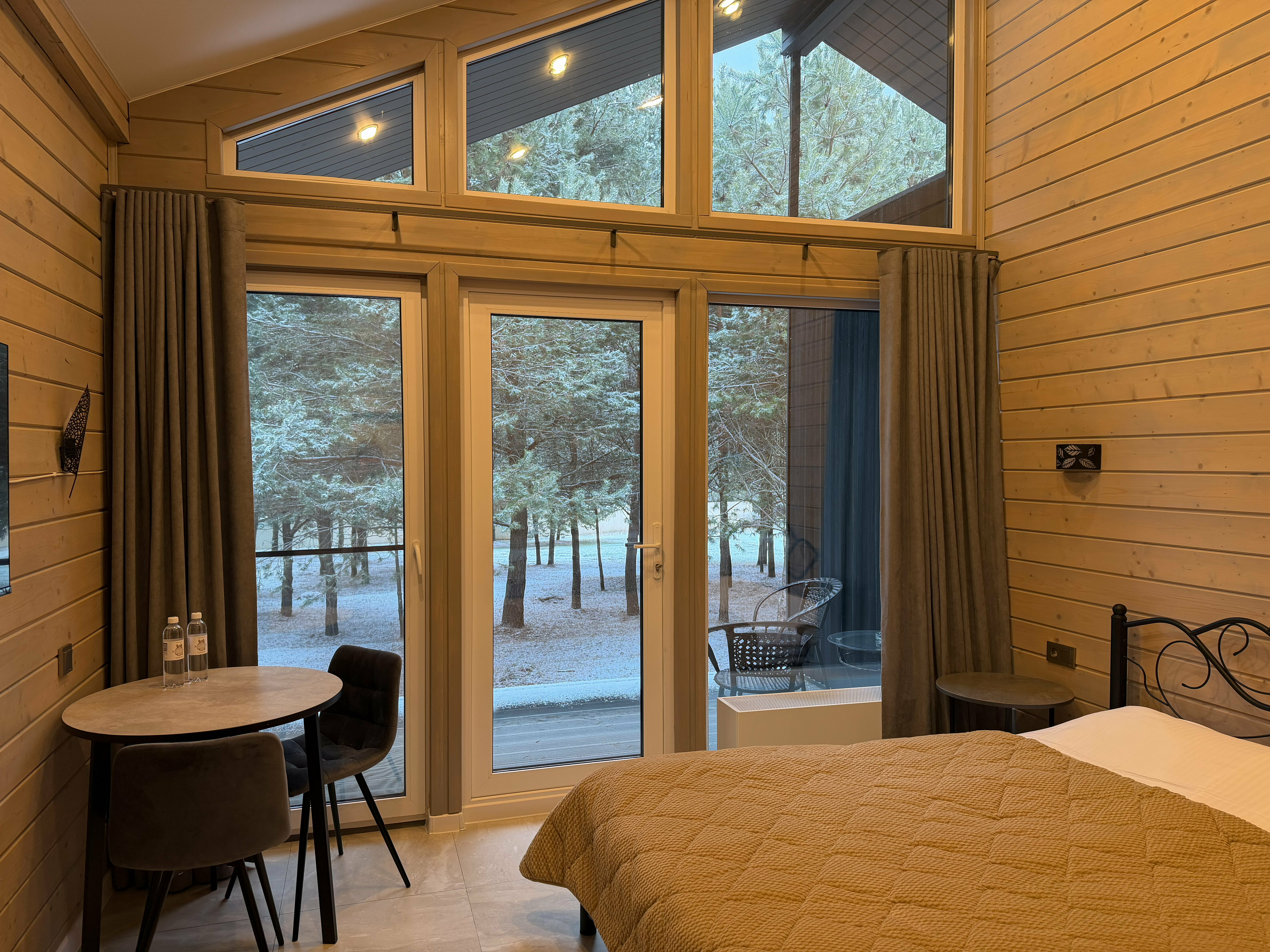 Номер с кроватью размера «queen-size»