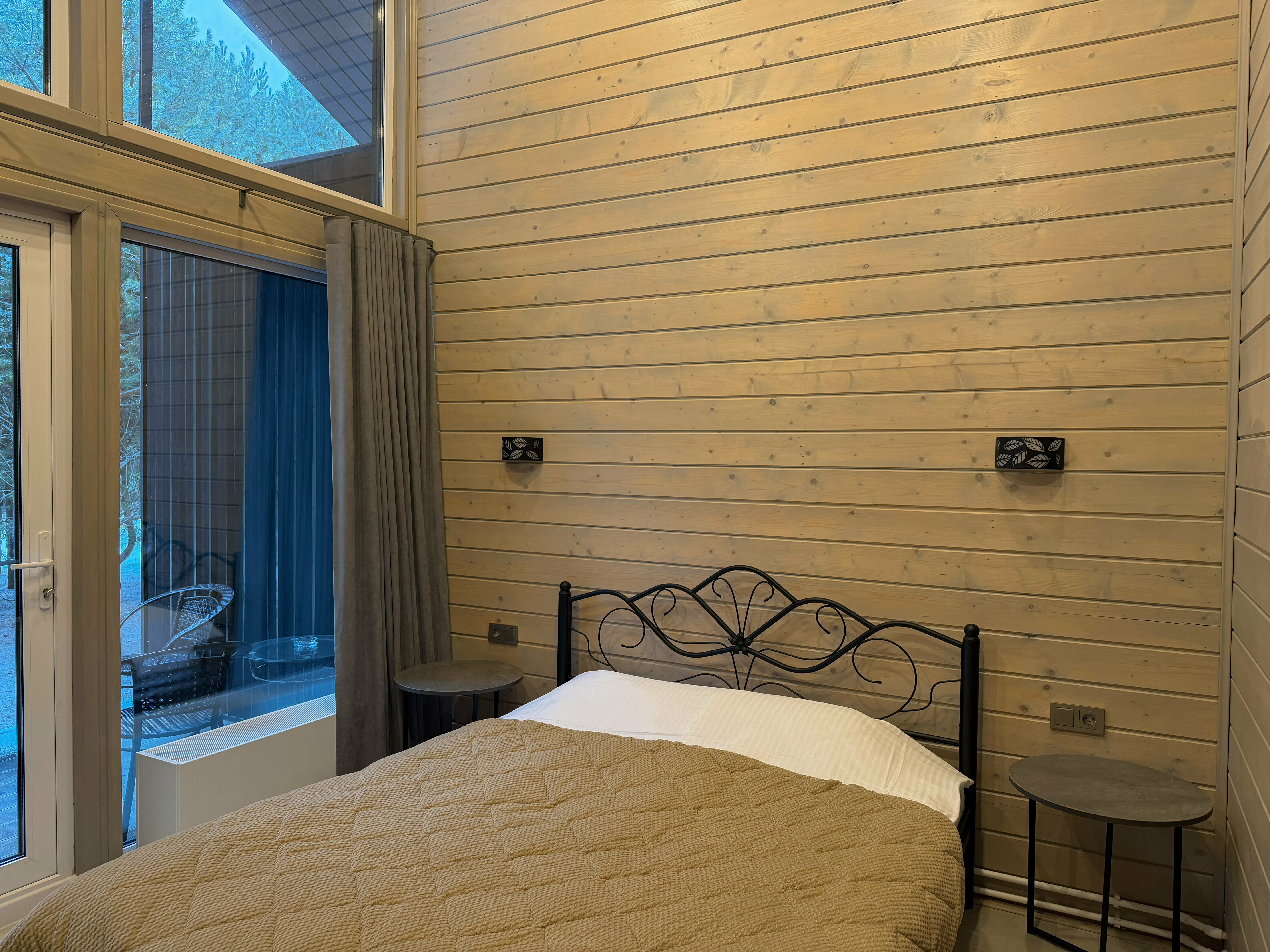 Номер с кроватью размера «queen-size»