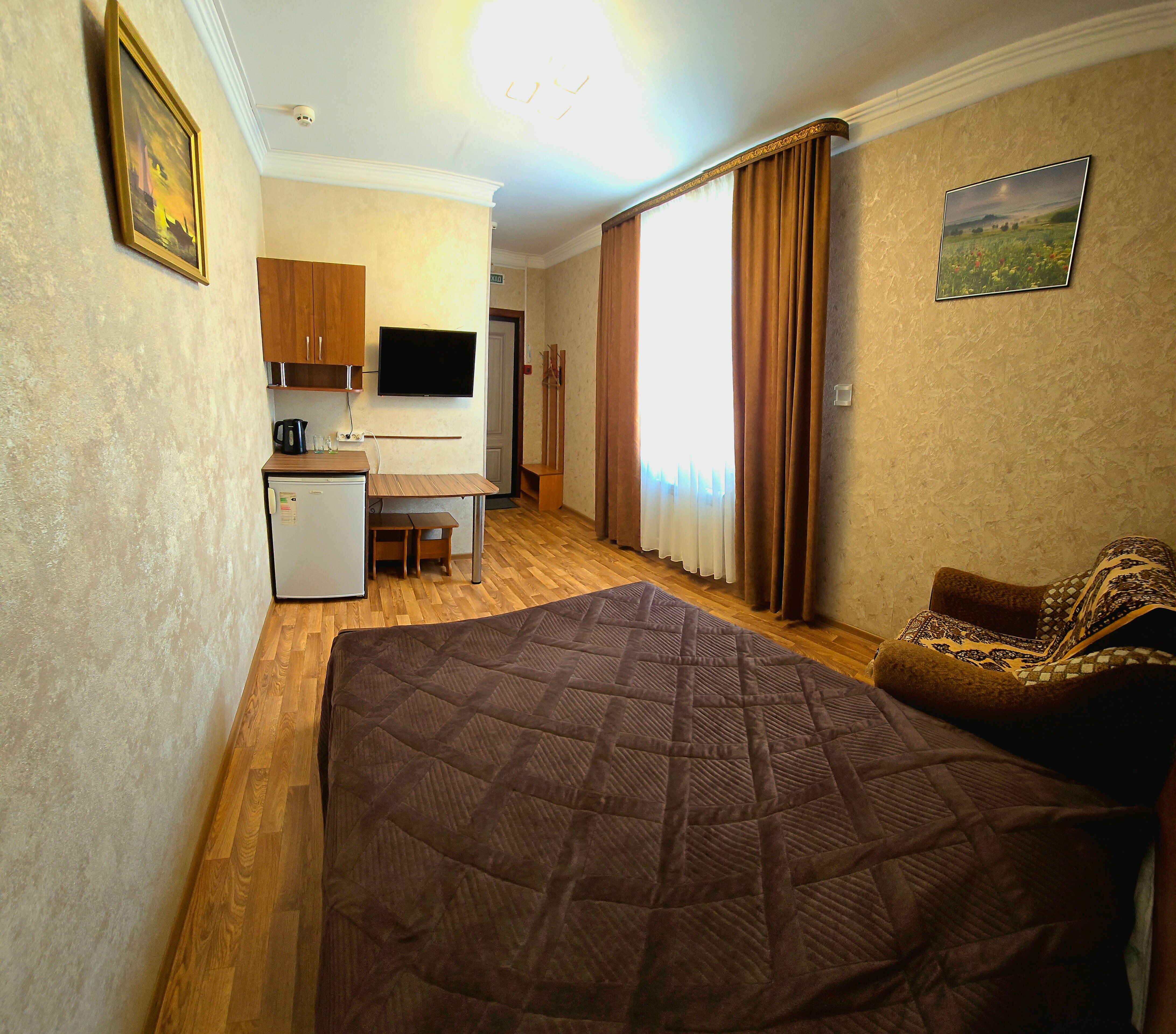 Семейный двухместный номер с 1 кроватью