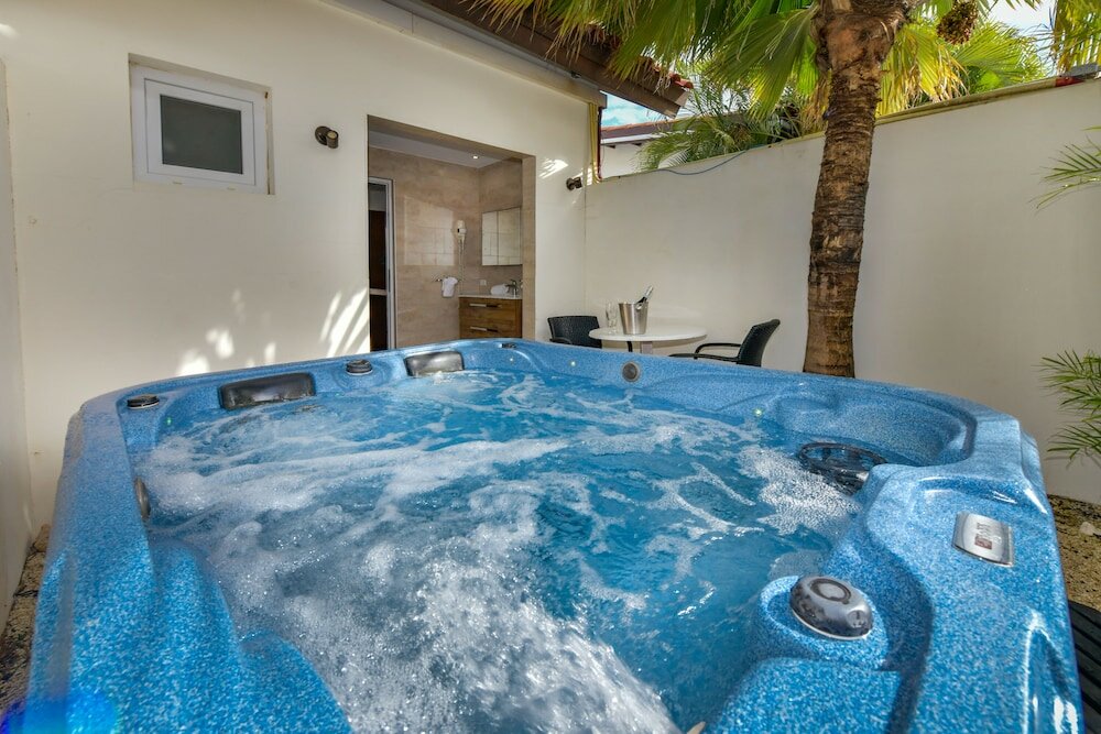 Pool Suite with Private Garden Hot Tub (1-51)