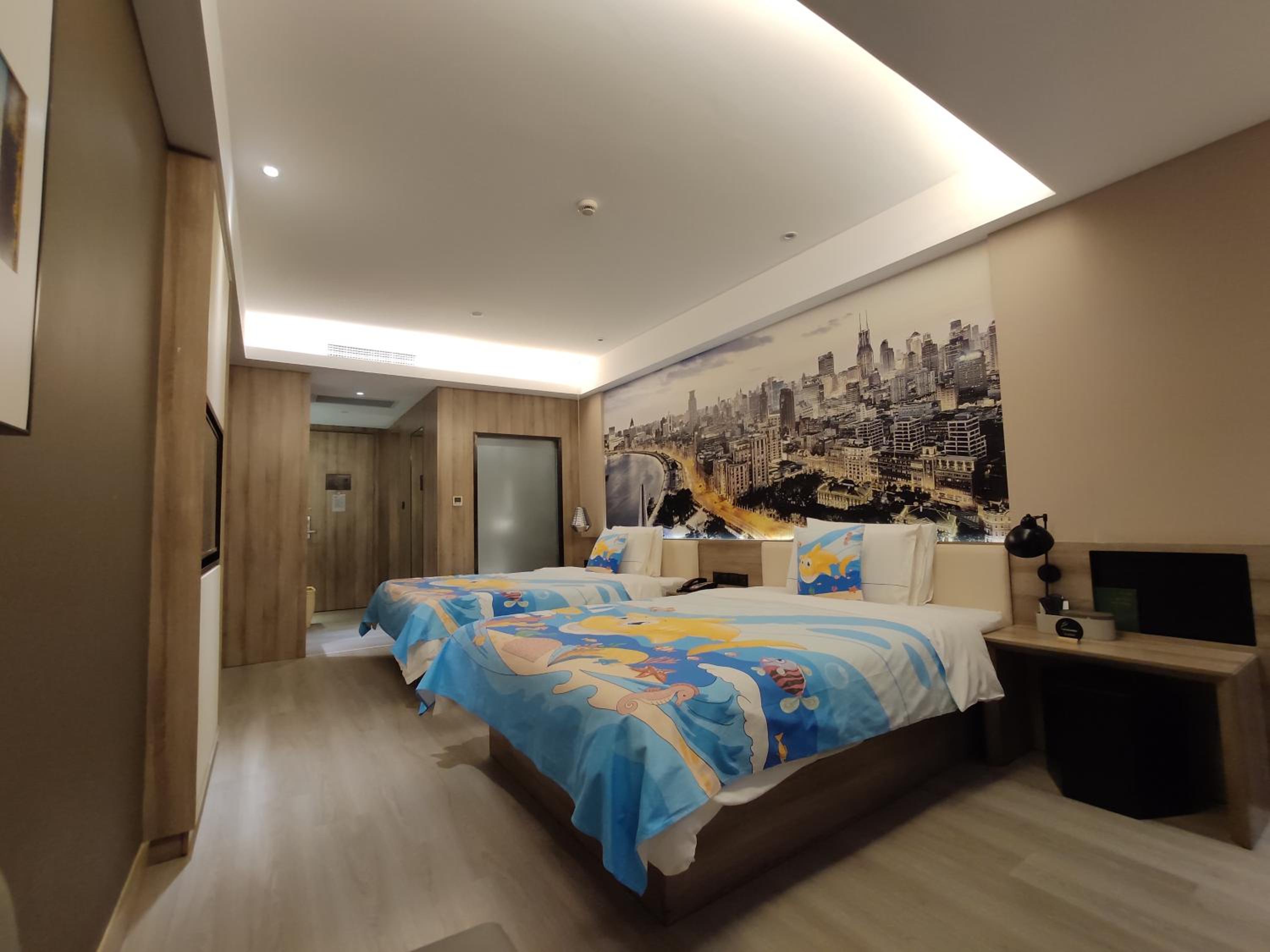 Jimu Family Room with Twin Beds