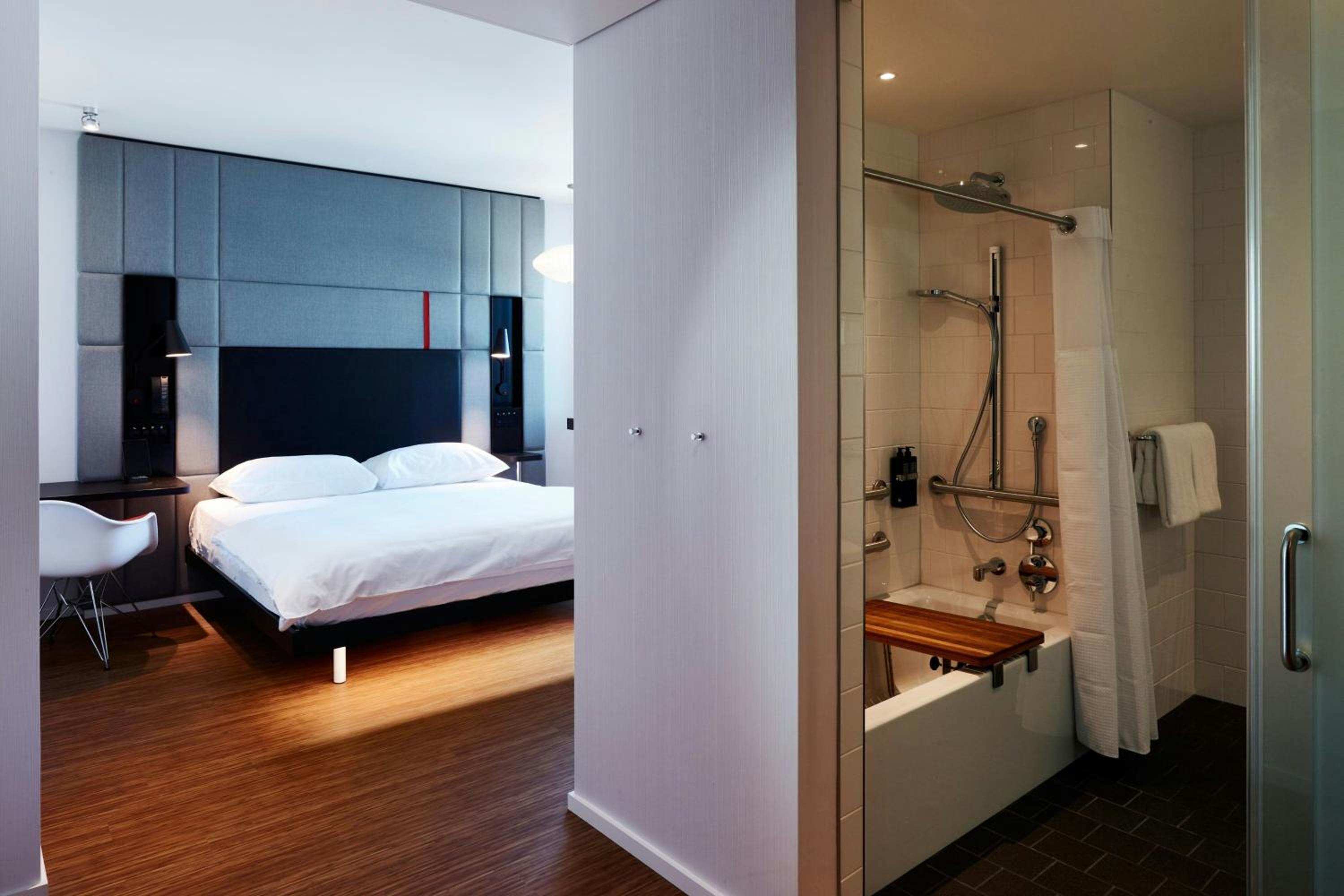 King Room - Accessible