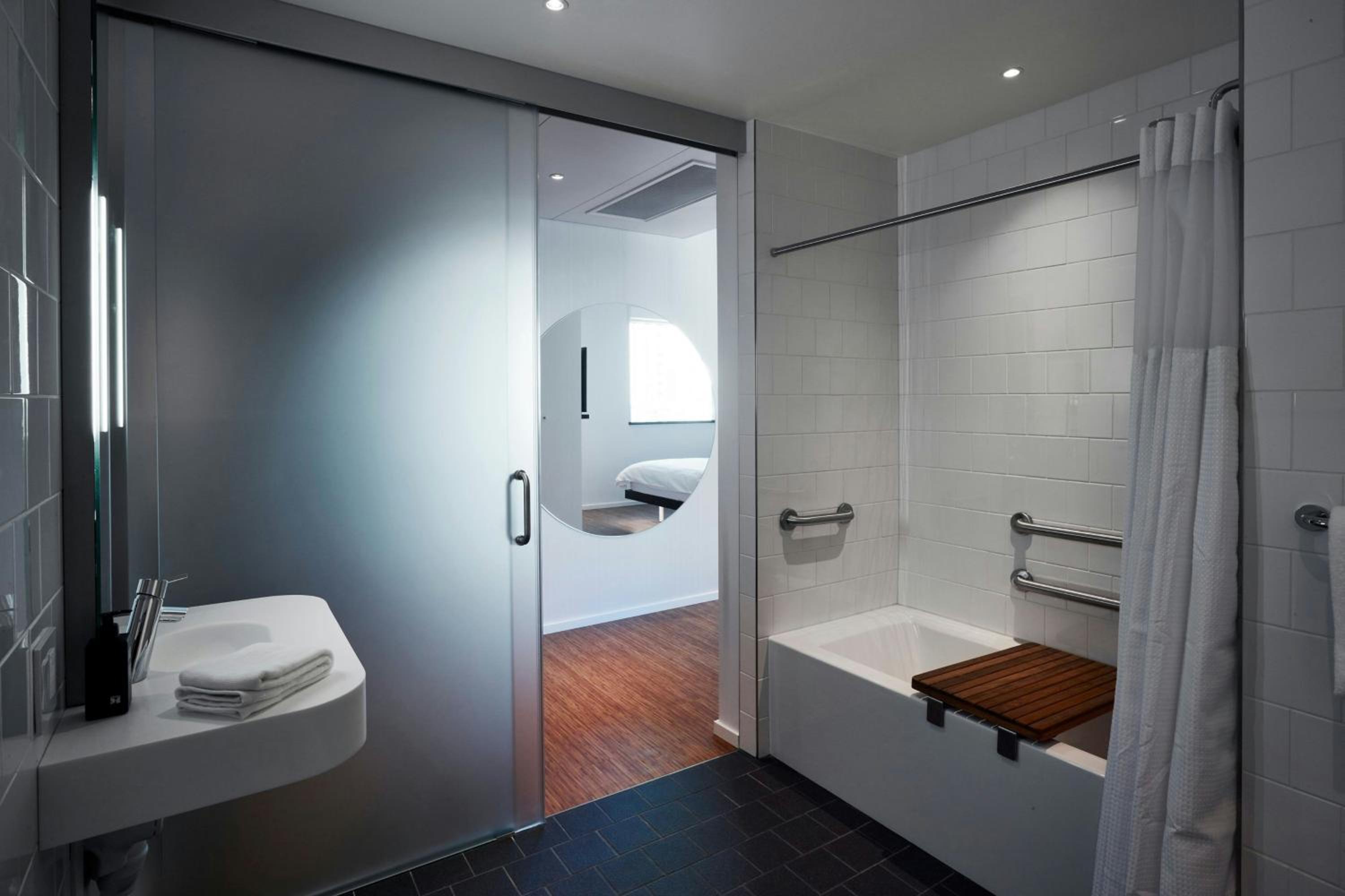 King Room - Accessible