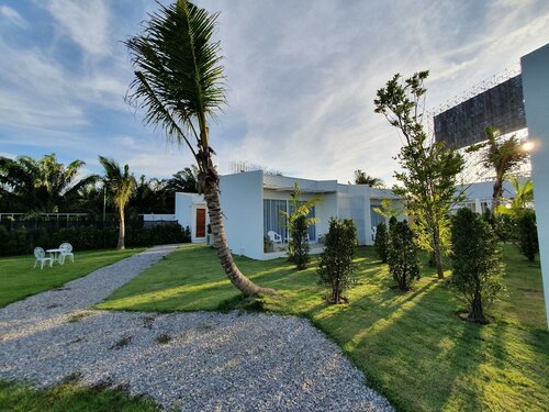 Номер «Делюкс», 1 двуспальная кровать «Кинг-сайз», вид на сад в Meet Boutique Resort