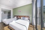 Трехместный номер «Делюкс», балкон в Mega Sky Hotel