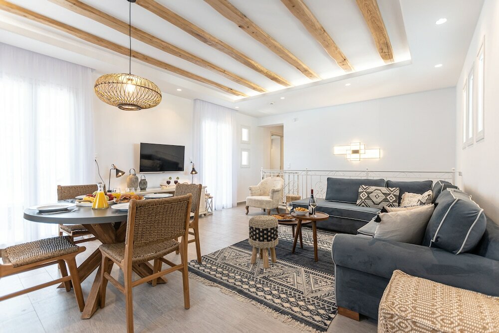 Grand Suite, 3 Bedrooms, Private Pool, Partial Sea View