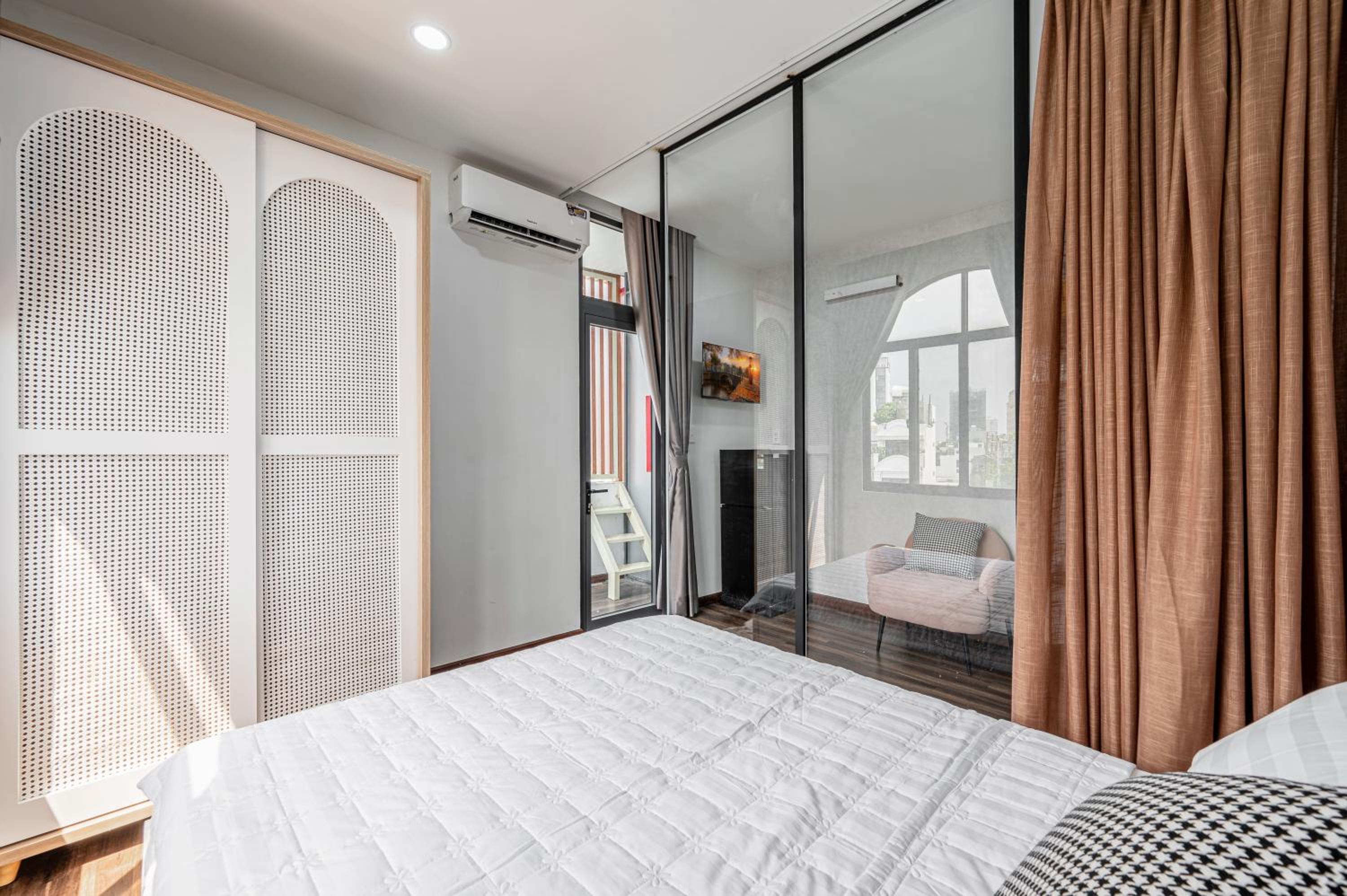 Suite with City View