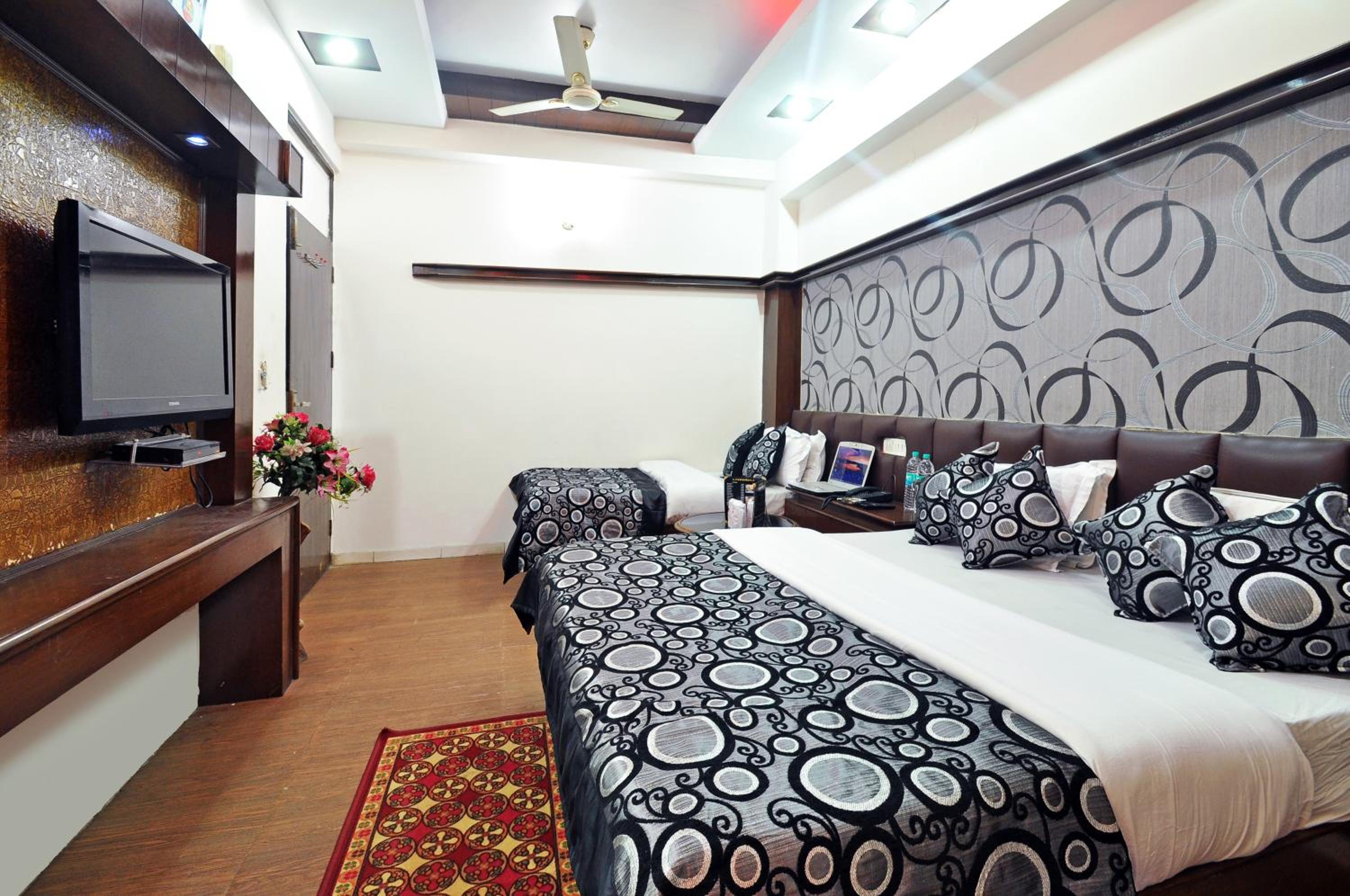 Luxury Triple Room