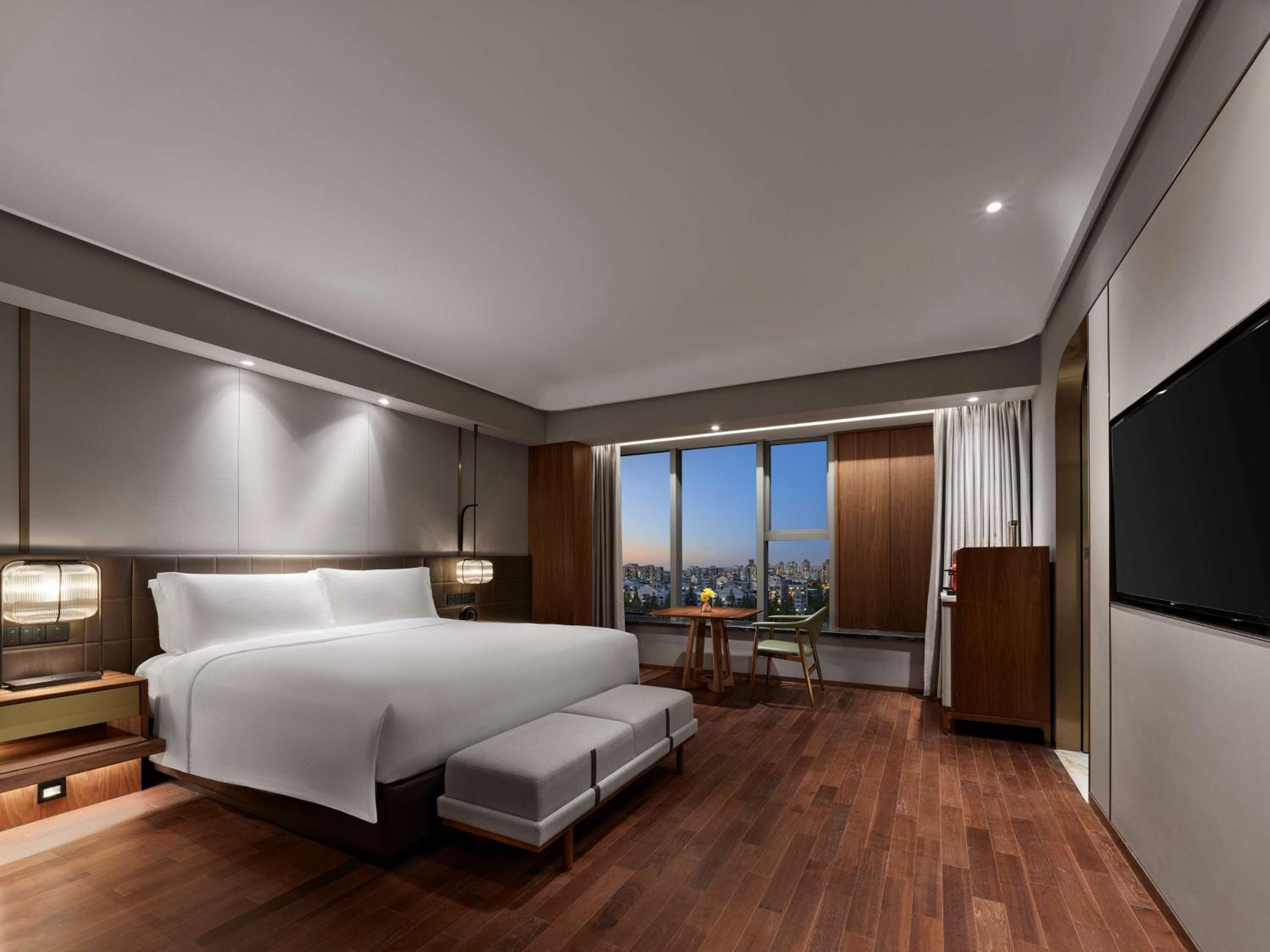 Executive King Room