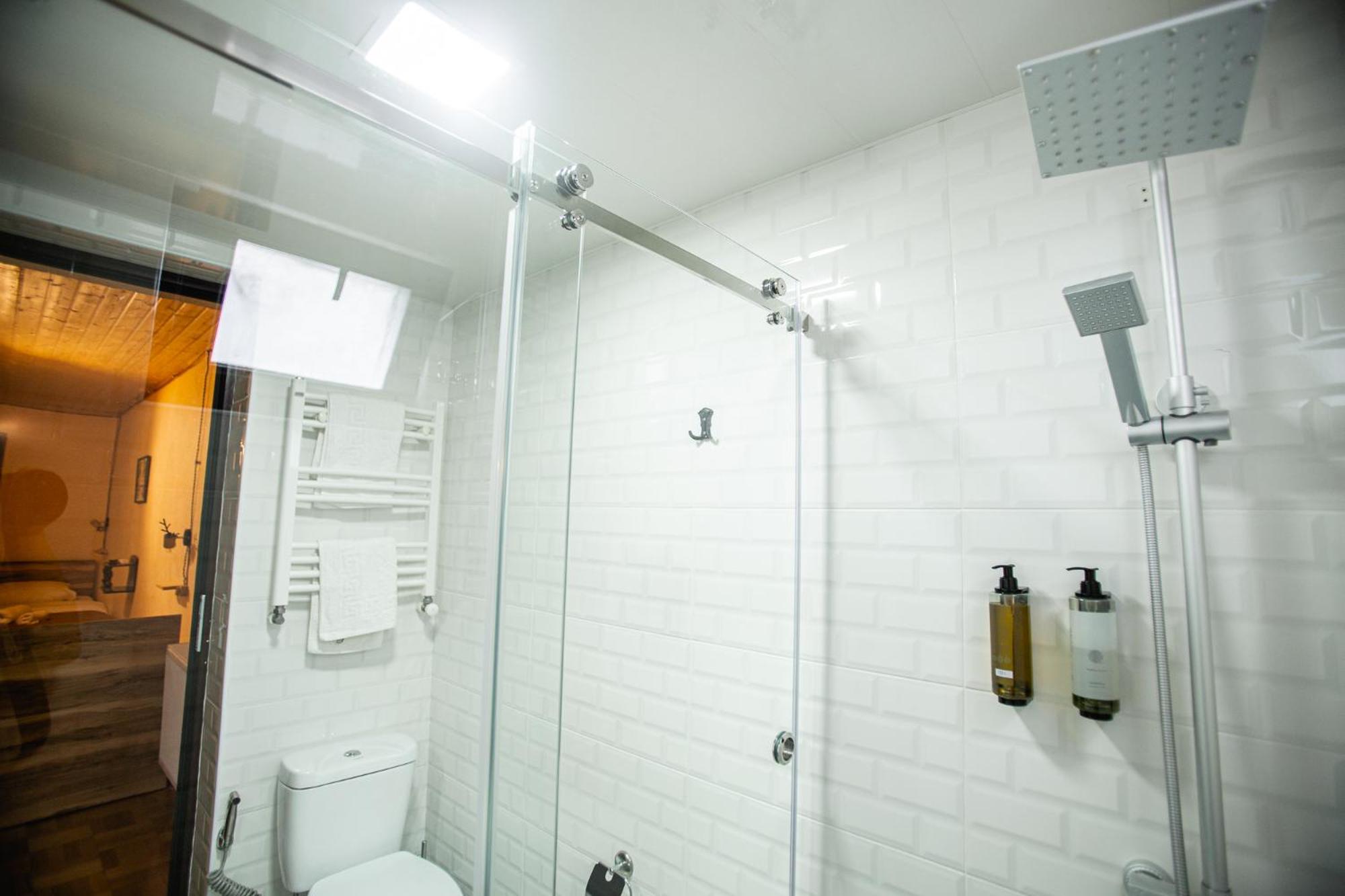 Standard Twin Room with Garden View