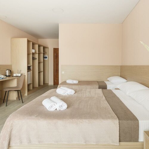 Стандарт с балконом и боковым видом на море в Sofgrand